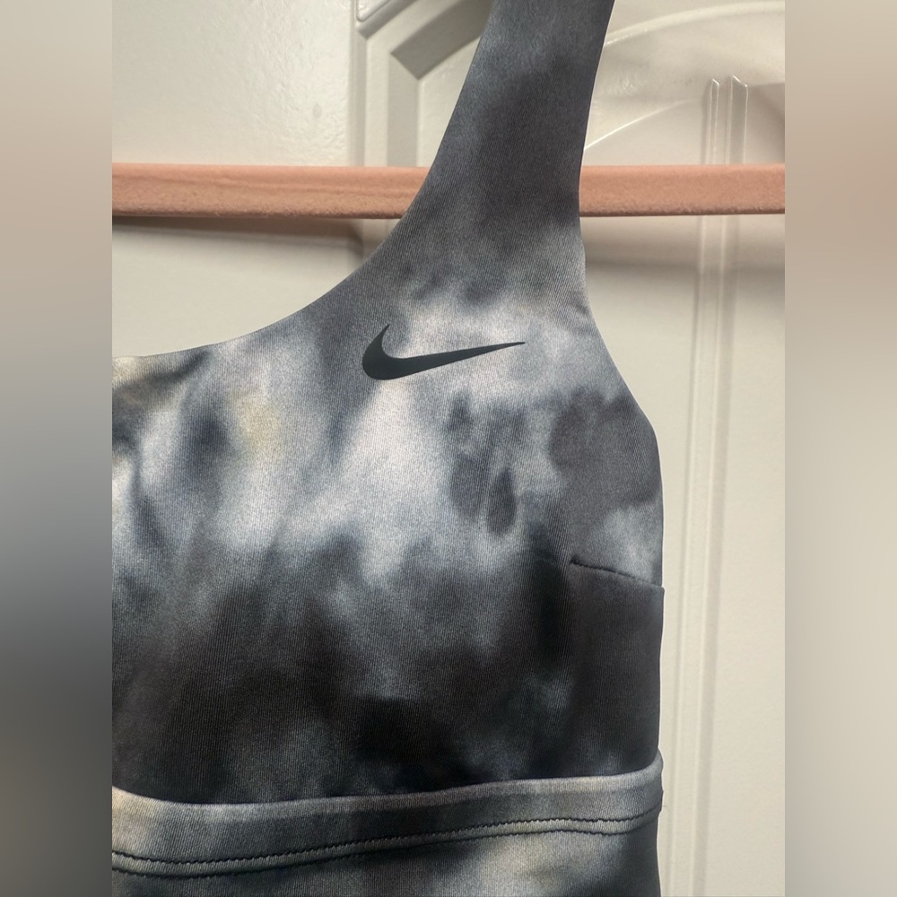 Nike Black and Gray Sports Bra/Active Top Size: XS